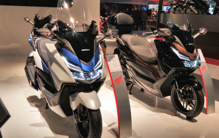 2015-honda-forza-125-shows-fresh-led-lights-at-eicma-2014-live-photos-88499_1.jpg