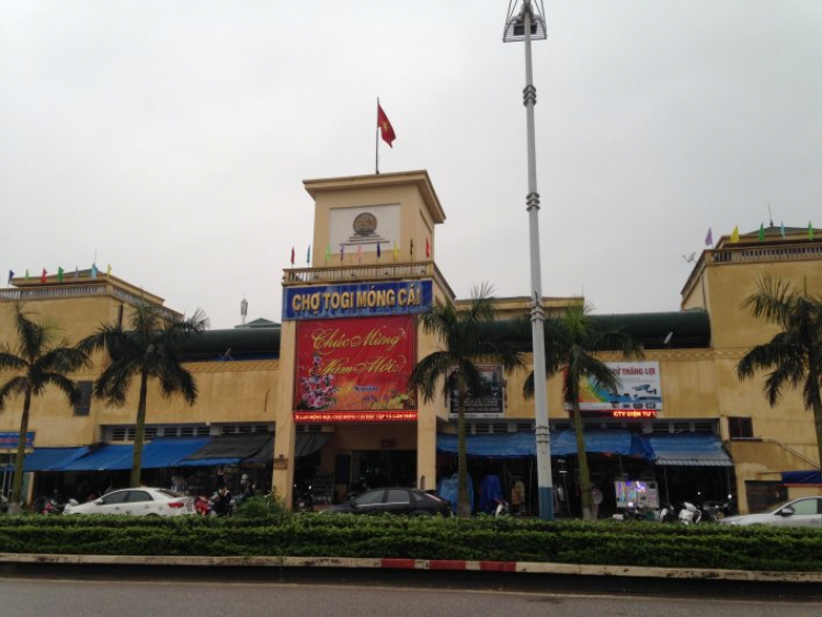 Một mình phượt từ mũi Cà Mau tới Địa đầu Móng Cái bằng xe máy KTM Duker 200 Một mình phượt từ mũi Cà Mau tới Địa đầu Móng Cái bằng xe máy KTM Duker 200