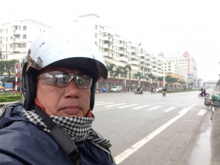 Một mình phượt từ mũi Cà Mau tới Địa đầu Móng Cái bằng xe máy KTM Duker 200 Một mình phượt từ mũi Cà Mau tới Địa đầu Móng Cái bằng xe máy KTM Duker 200