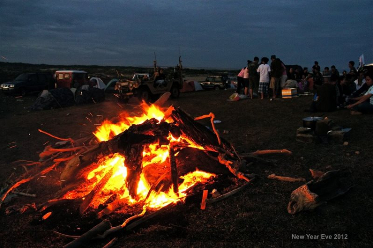 HFC off L2-2014: cắm trại hoang dã đón bình minh năm mới 2014 (31/12) mũi Tannobi