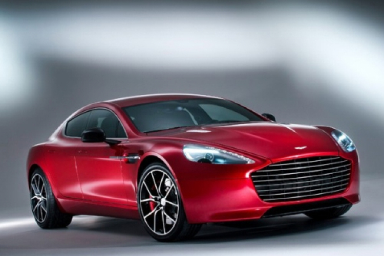 Aston Martin và Daimler ký kết hợp đồng hợp tác kỹ thuật