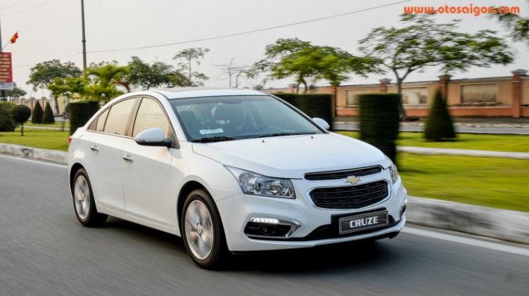 Đánh giá Chevrolet Cruze LTZ 2015: Chiếc xe đáng tiền