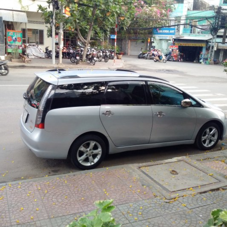 Làm hộc để đồ cho grandis Làm hộc để đồ cho grandis