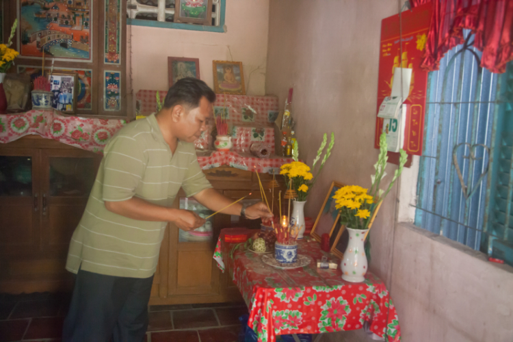 Tội nghiệp bạn con em quá mấy bác ơi, em xin quyên góp Tội nghiệp bạn con em quá mấy bác ơi, em xin quyên góp