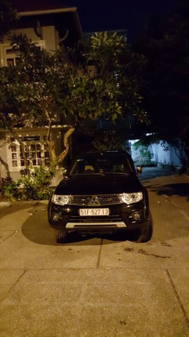 Mitsubishi PajeroSport và Toyota Fortuner Mitsubishi PajeroSport và Toyota Fortuner