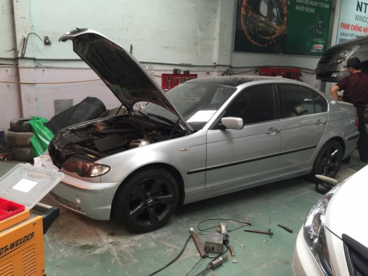 BMW 325i - Em liều mình chơi E46 !