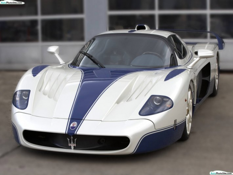 Maserati khai trương showroom đầu tiên tại Việt Nam Maserati khai trương showroom đầu tiên tại Việt Nam
