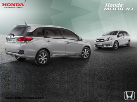 2016-Honda-Mobilio-facelift-768x576.jpg