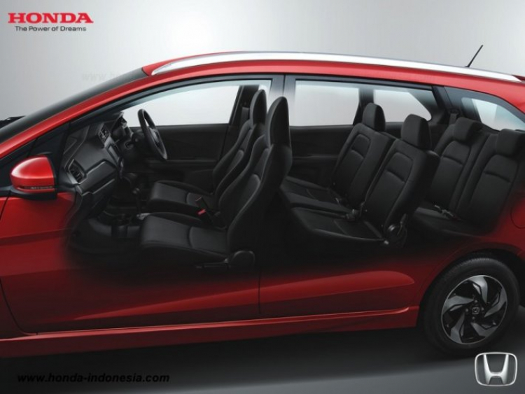 Honda Mobilio nâng cấp nội thất trong phiên bản mới