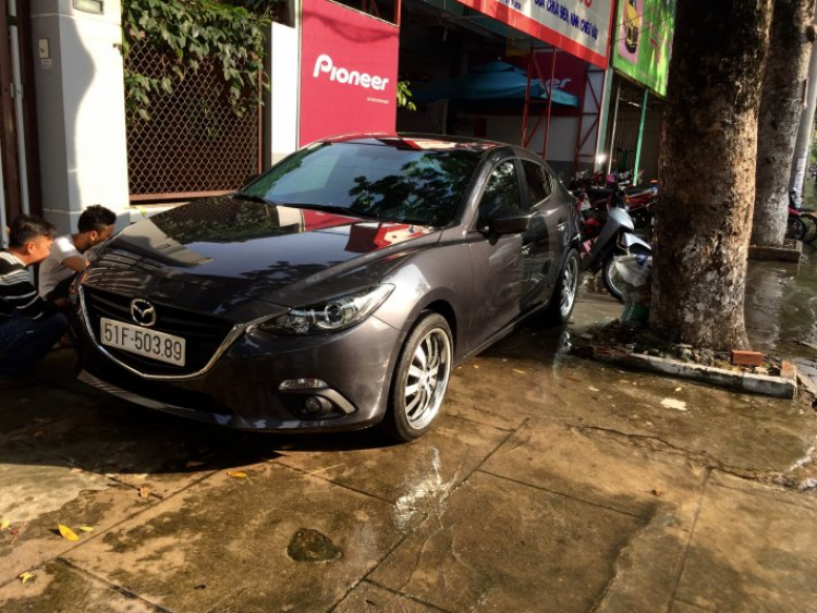Quá trình nâng cấp Mazda3 của Thần Đèn tại khactrungoto.
