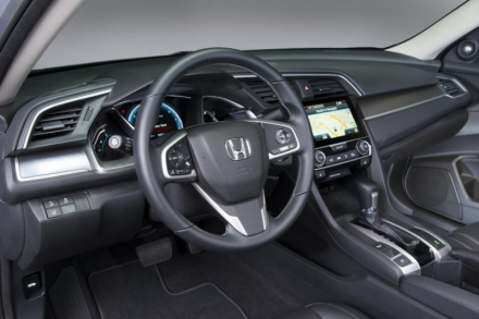 2016-Honda-Civic-Sedan-dashboard-unveiled-1024x683.jpg