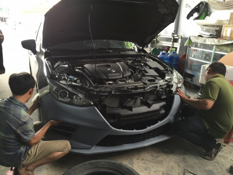 Quá trình nâng cấp Mazda3 của Thần Đèn tại khactrungoto. Quá trình nâng cấp Mazda3 của Thần Đèn tại khactrungoto.