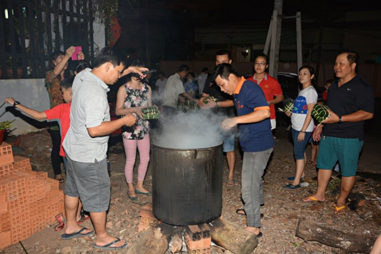 Suzuki FC - Chương trình nấu bánh chưng truyền thống Tết Bính Thân 2016 Suzuki FC - Chương trình nấu bánh chưng truyền thống Tết Bính Thân 2016