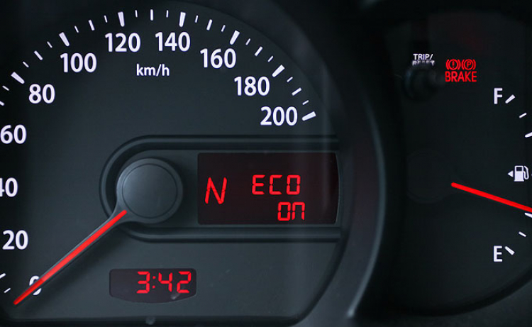 Chế độ Eco trên Picanto 2012 có thực sự là tiết kiệm xăng?