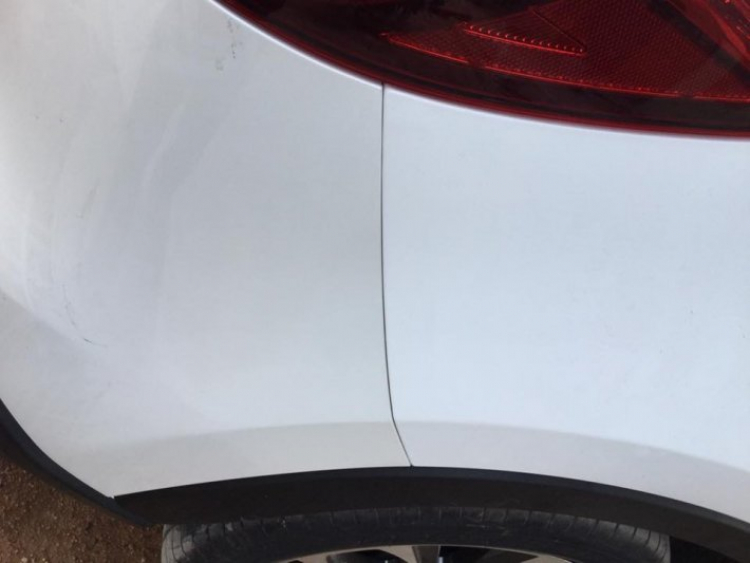 Có phải Mazda CX5 2016 tại Việt Nam bị lỗi màu sơn và dùng nhựa dỏm ?!