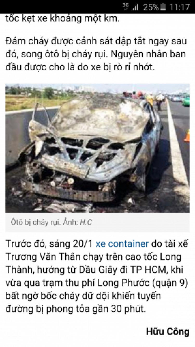 Mazda 3 bốc cháy trên cao tốc LT-DG Mazda 3 bốc cháy trên cao tốc LT-DG