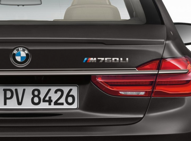 BMW công bố thông tin M760Li 2017