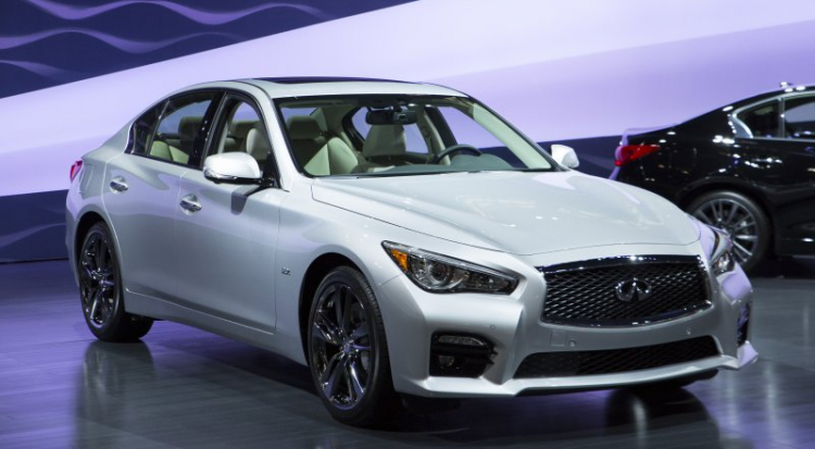 Infiniti ra mắt Q50 Sport với 3 tùy chọn động cơ