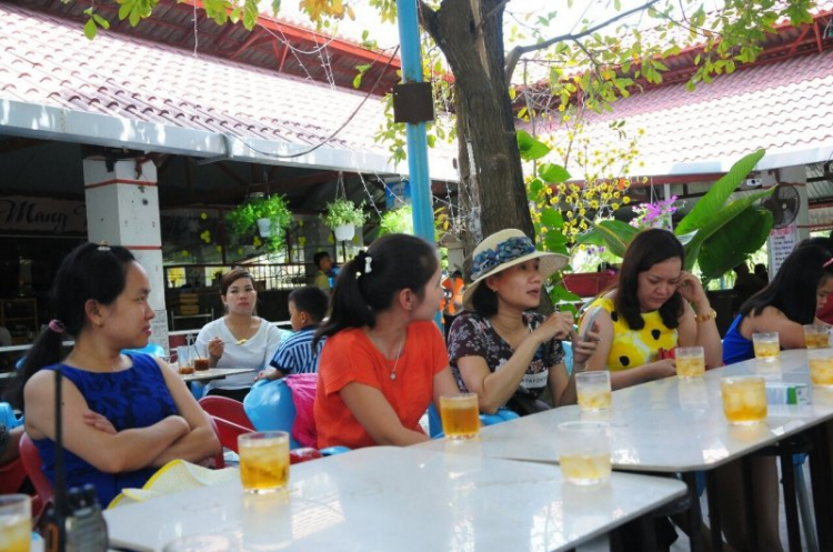 Tour mùng 4 tết cùng Anh Em SG