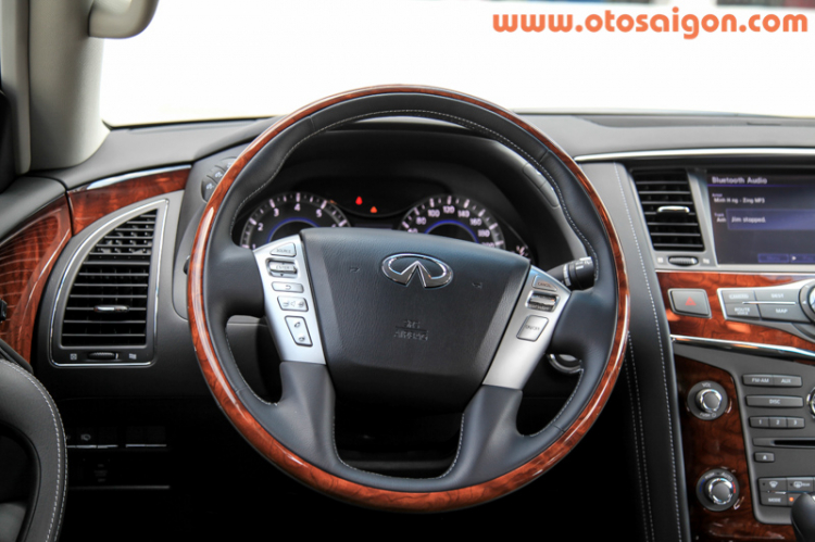Đánh giá Infiniti QX80 2016: Lực lưỡng – sang trọng Đánh giá Infiniti QX80 2016: Lực lưỡng – sang trọng
