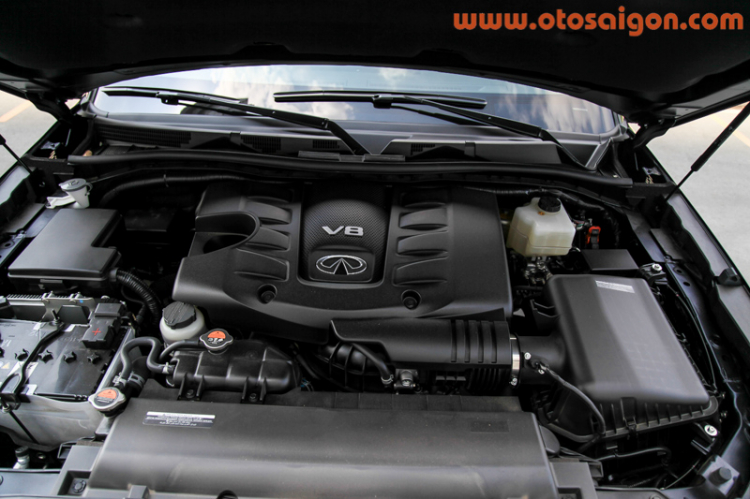 Đánh giá Infiniti QX80 2016: Lực lưỡng – sang trọng Đánh giá Infiniti QX80 2016: Lực lưỡng – sang trọng