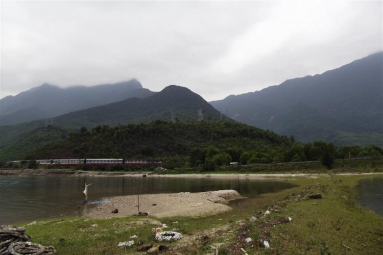 Miền Trung Du Xuân Ký - Gia Đình Nhỏ và Chuyến Phượt Ăn Tết Xa Nhà.