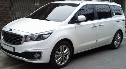 20140823_Kia_Carnival_01.jpg