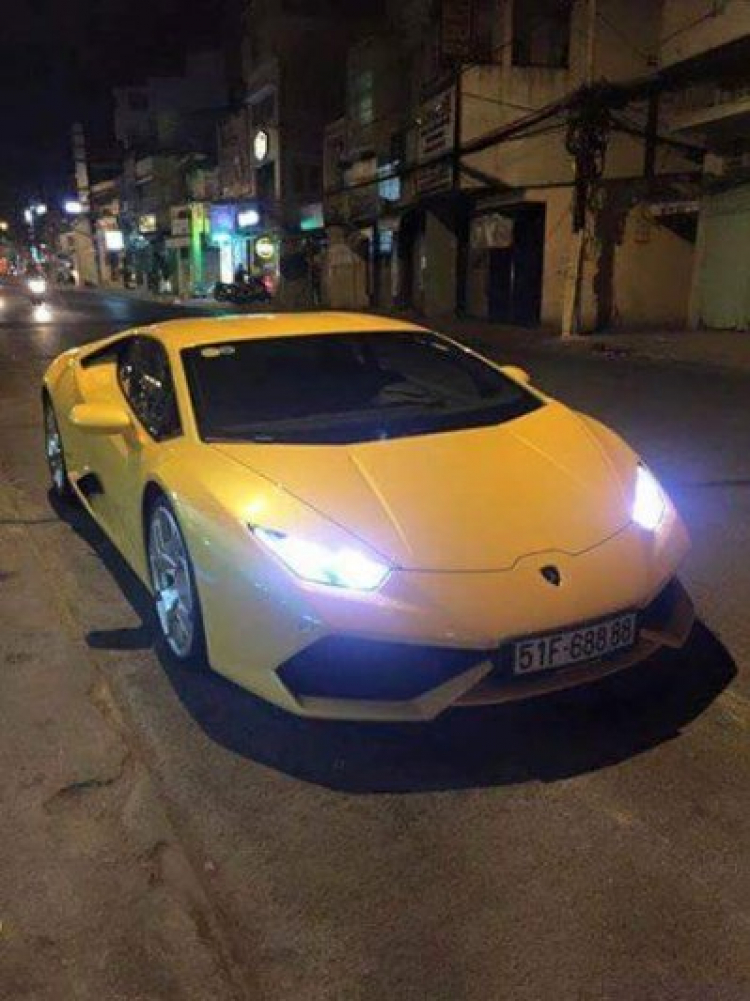Xe "cùi" mà biển khủng quá Xe "cùi" mà biển khủng quá