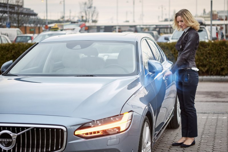 Volvo sẽ “xóa sổ” chìa khóa xe hơi vào năm 2017