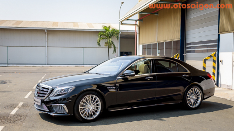 Cận cảnh Mercedes-AMG S65 giá 12,8 tỷ đồng tại Việt Nam