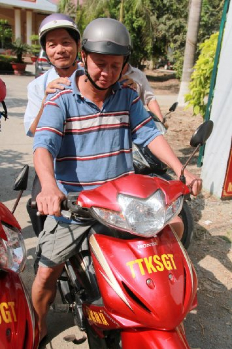 Khảo sát xây cầu từ thiện tại Huyện Thoại Sơn - An Giang Khảo sát xây cầu từ thiện tại Huyện Thoại Sơn - An Giang