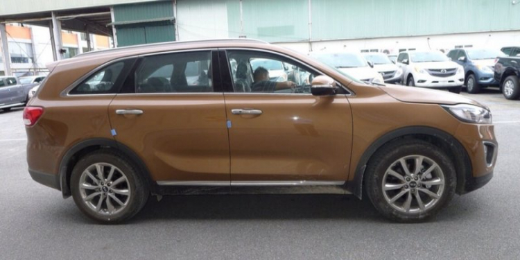 Nên đợi mua Kia Sorento 2016 hay làm luôn 2015 cho nóng đây?