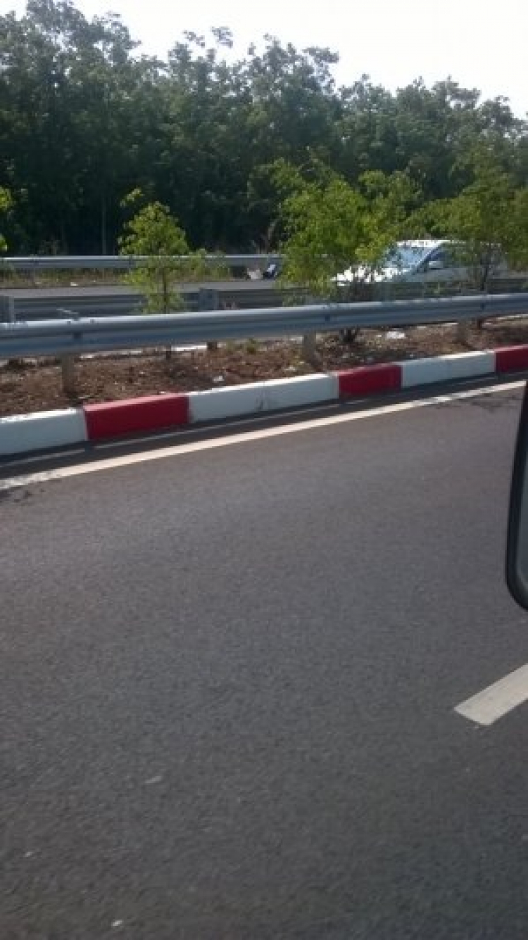 Quá tốc độ khi vào trạm thu phí Dầu Giây.