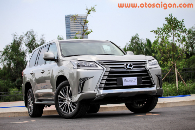 Đánh giá Lexus LX570 2016: xứng danh “chuyên cơ mặt đất”