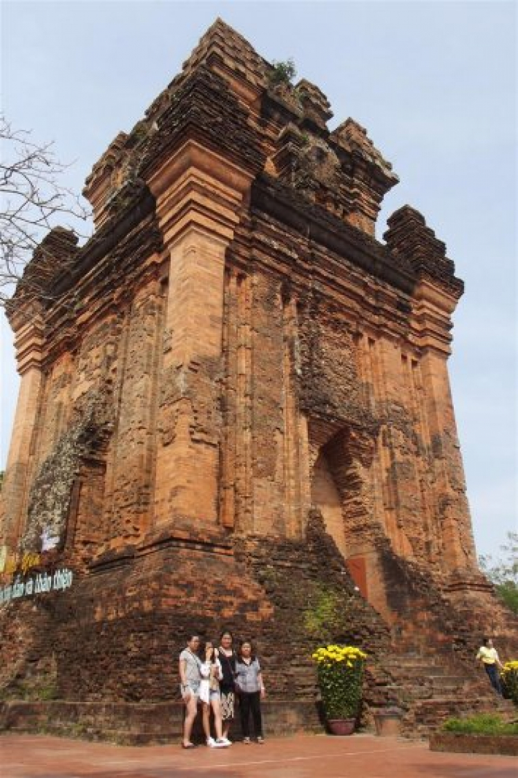 Miền Trung Du Xuân Ký - Gia Đình Nhỏ và Chuyến Phượt Ăn Tết Xa Nhà.