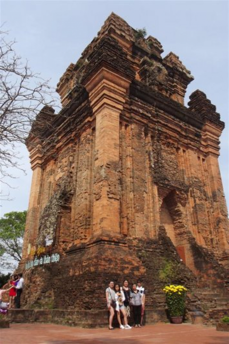 Miền Trung Du Xuân Ký - Gia Đình Nhỏ và Chuyến Phượt Ăn Tết Xa Nhà.