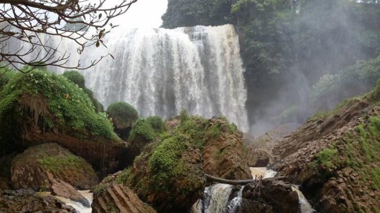 Miền Trung Du Xuân Ký - Gia Đình Nhỏ và Chuyến Phượt Ăn Tết Xa Nhà.