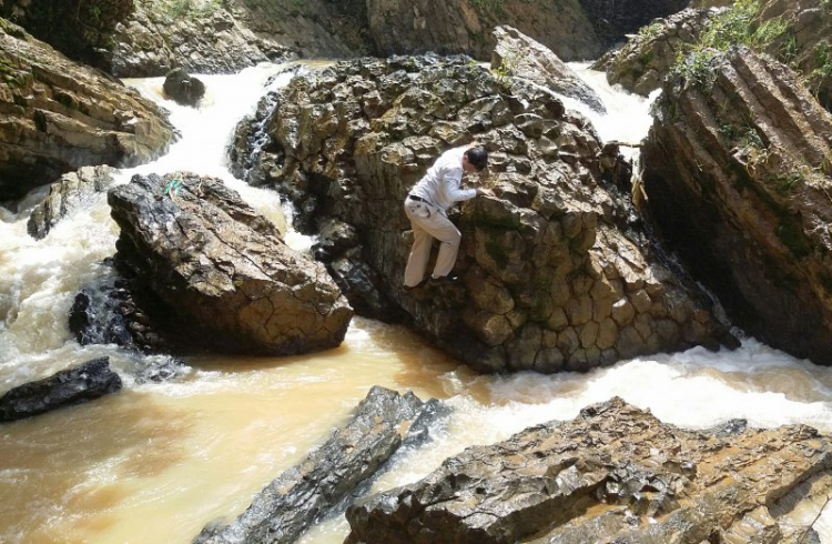 Miền Trung Du Xuân Ký - Gia Đình Nhỏ và Chuyến Phượt Ăn Tết Xa Nhà.