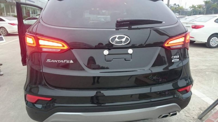 SantaFe 2016 xuất hiện tại nhà máy Hyundai Ninh Bình, sẵn sàng ra mắt tại Việt Nam