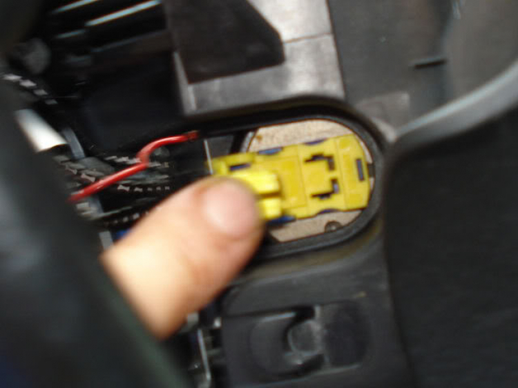 DIY : Sửa cần gạt đèn xi nhan PEUGEOT DIY : Sửa cần gạt đèn xi nhan PEUGEOT