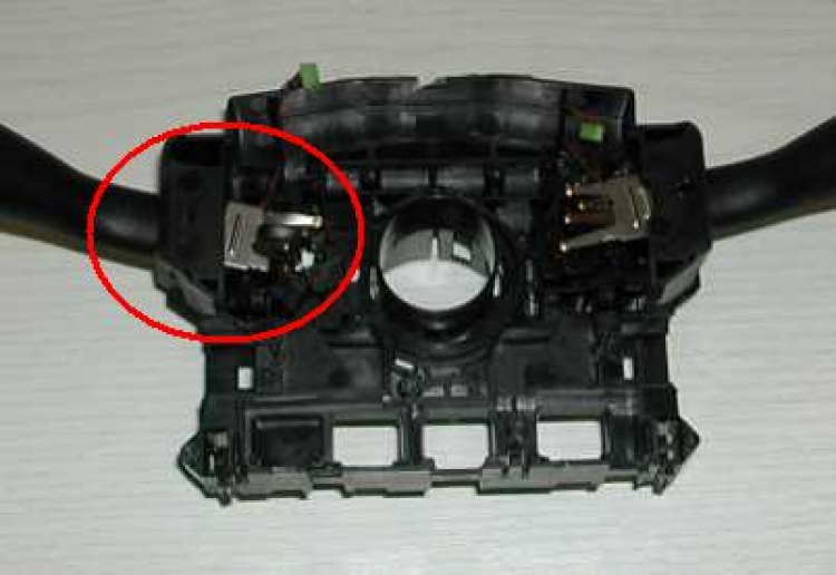 DIY : Sửa cần gạt đèn xi nhan PEUGEOT DIY : Sửa cần gạt đèn xi nhan PEUGEOT