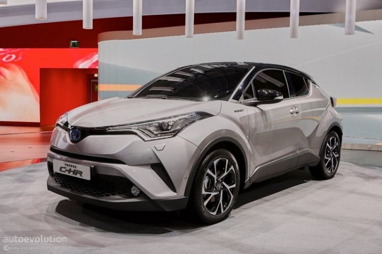 Cận cảnh chi tiết Toyota C-HR