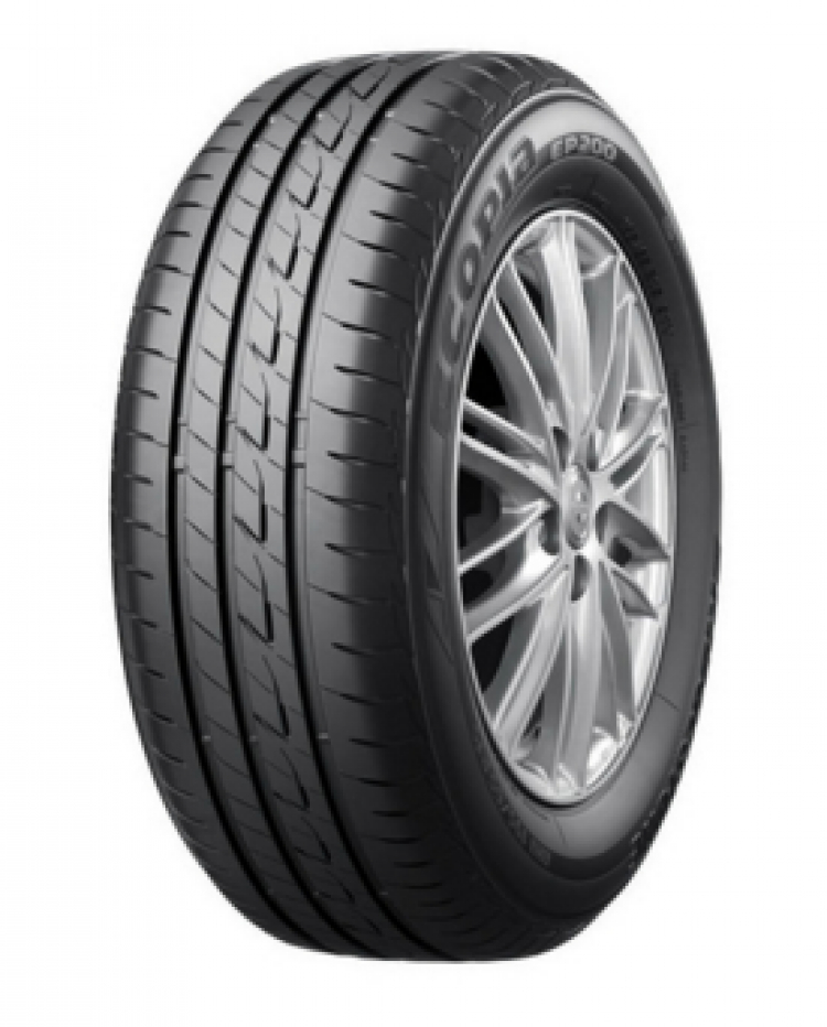 Bridgestone Turanza GR100 hay Michelin Premacy 3st