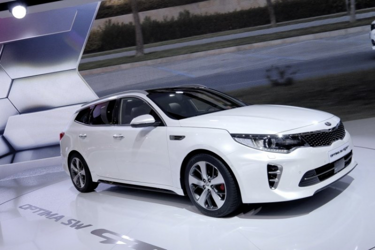 Kia Optima Sportswagon đẹp rạng ngời dành riêng cho châu Âu