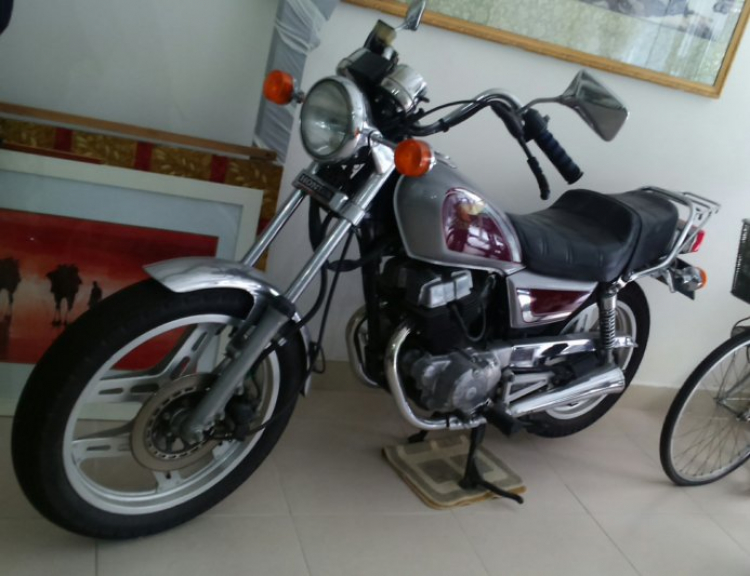 THành lập Hội những người mê và chơi xe Motor Honda LA 250cc