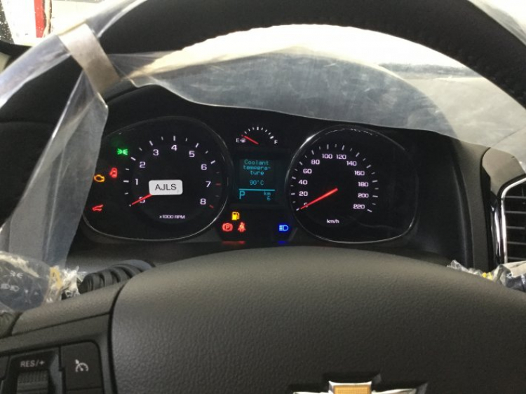 Chevrolet Captiva 2016 ra mắt tại Việt Nam, giá 879 triệu đồng Chevrolet Captiva 2016 ra mắt tại Việt Nam, giá 879 triệu đồng