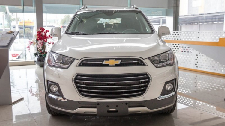 Chevrolet Captiva 2016 ra mắt tại Việt Nam, giá 879 triệu đồng