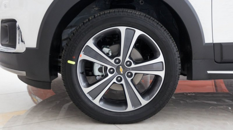 Chevrolet Captiva 2016 ra mắt tại Việt Nam, giá 879 triệu đồng Chevrolet Captiva 2016 ra mắt tại Việt Nam, giá 879 triệu đồng