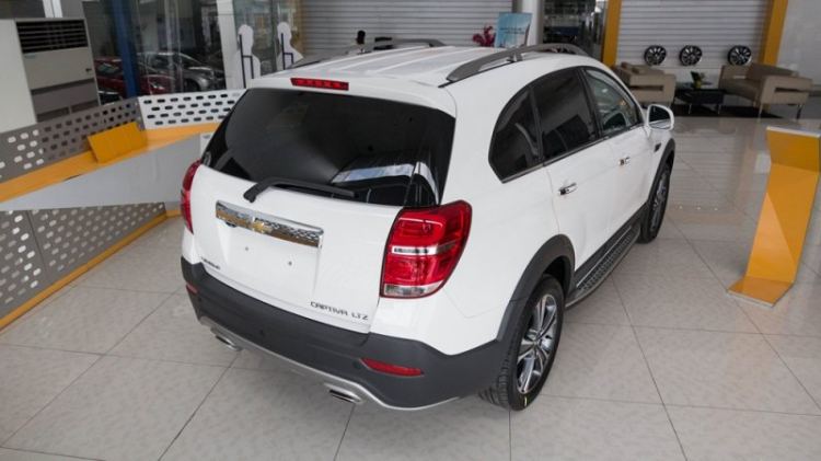 Chevrolet Captiva 2016 ra mắt tại Việt Nam, giá 879 triệu đồng Chevrolet Captiva 2016 ra mắt tại Việt Nam, giá 879 triệu đồng