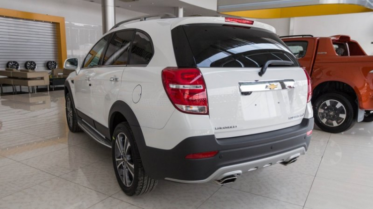 Chevrolet Captiva 2016 ra mắt tại Việt Nam, giá 879 triệu đồng